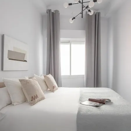 Maestranza - Puerta Del Arenal By Magno Apartamento *